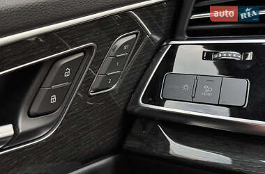 Позашляховик / Кросовер Audi Q7 2020 в 