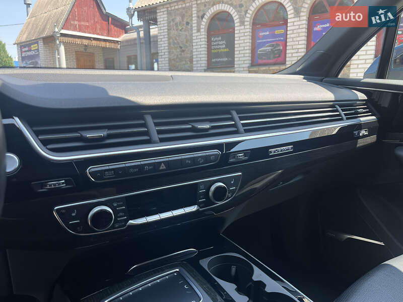 Внедорожник / Кроссовер Audi Q7 2018 в Белой Церкви