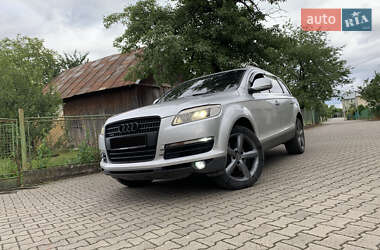 Позашляховик / Кросовер Audi Q7 2006 в 