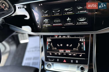 Позашляховик / Кросовер Audi Q7 2022 в 