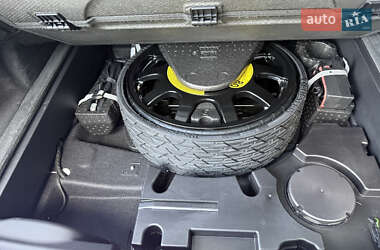 Позашляховик / Кросовер Audi Q7 2022 в 