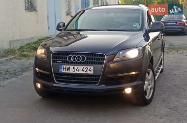 Внедорожник / Кроссовер Audi Q7 2008 в 