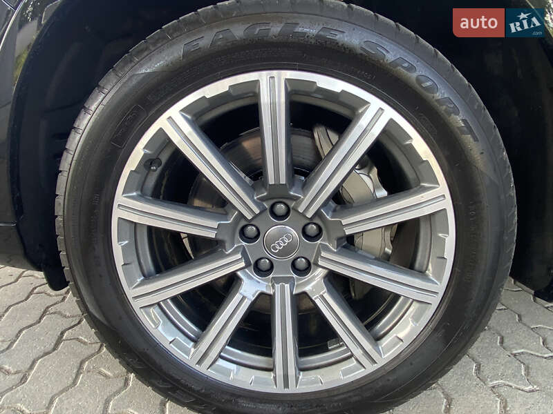 Внедорожник / Кроссовер Audi Q7 2018 в Виннице
