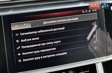 Позашляховик / Кросовер Audi Q7 2021 в 