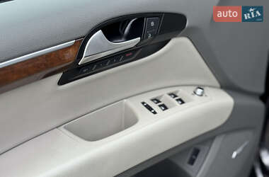Внедорожник / Кроссовер Audi Q7 2011 в 