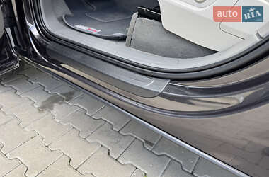 Внедорожник / Кроссовер Audi Q7 2011 в 