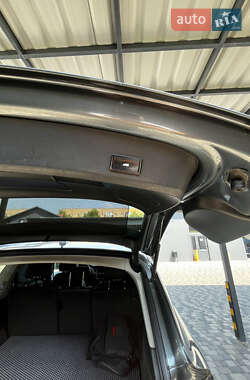 Позашляховик / Кросовер Audi Q7 2009 в 