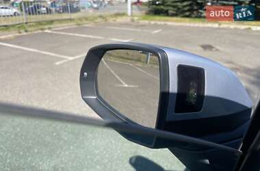 Позашляховик / Кросовер Audi Q7 2018 в 