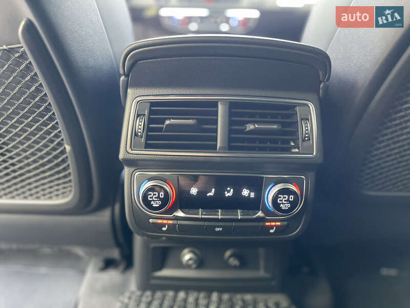 Внедорожник / Кроссовер Audi Q7 2017 в Хмельницком