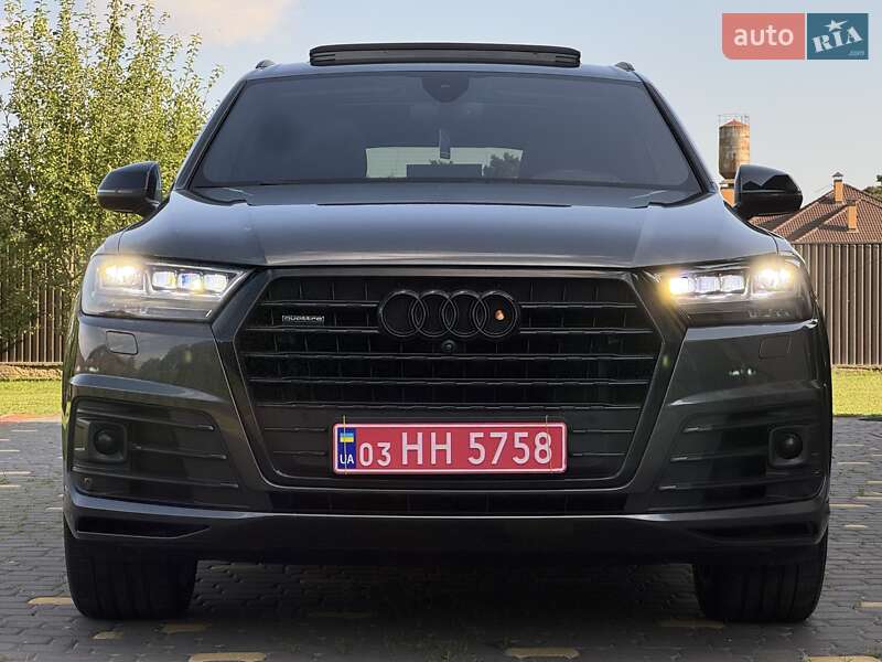 Позашляховик / Кросовер Audi Q7 2018 в Києві