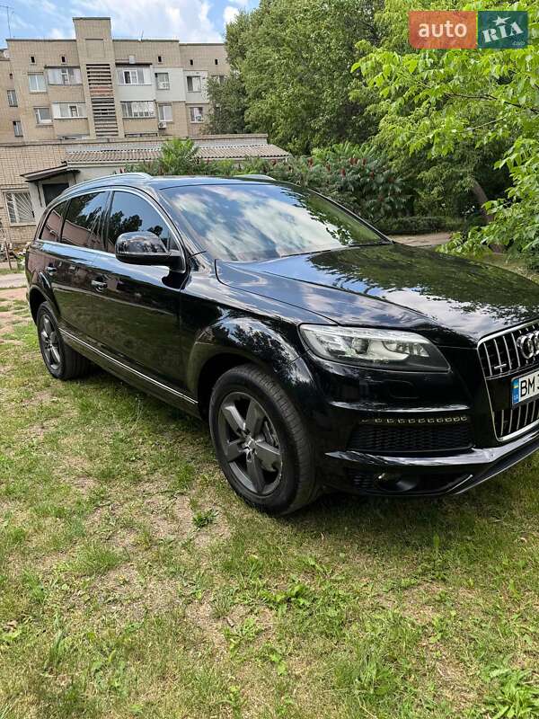 Внедорожник / Кроссовер Audi Q7 2013 в Сумах
