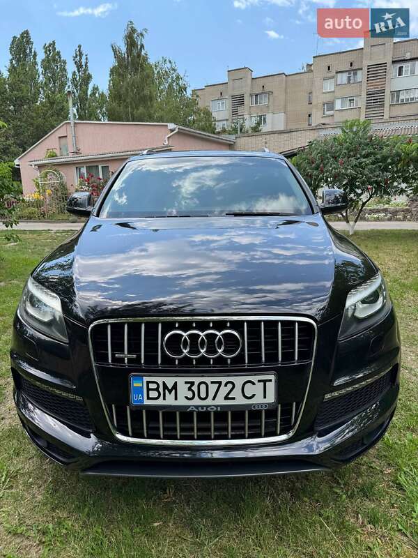 Внедорожник / Кроссовер Audi Q7 2013 в Сумах