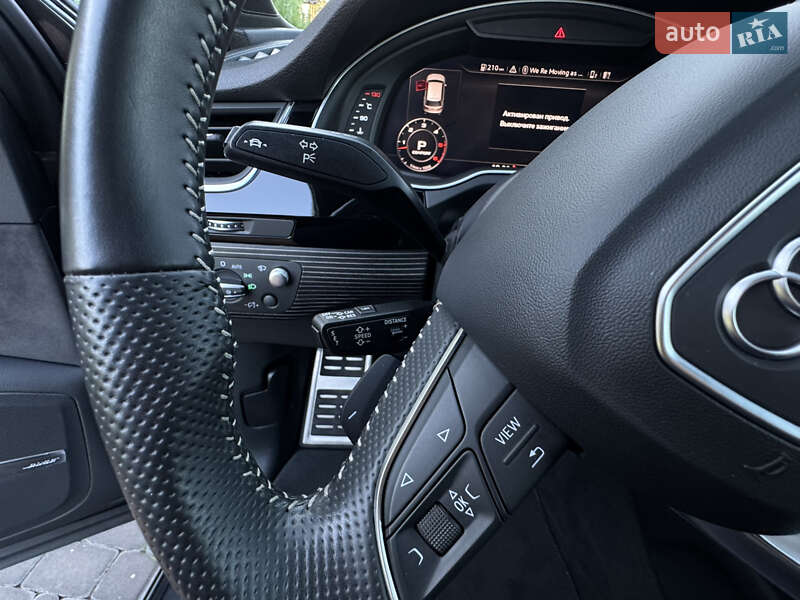 Позашляховик / Кросовер Audi Q7 2018 в Києві