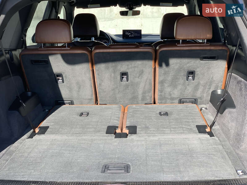 Внедорожник / Кроссовер Audi Q7 2019 в Киеве