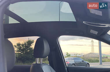 Позашляховик / Кросовер Audi Q7 2021 в 