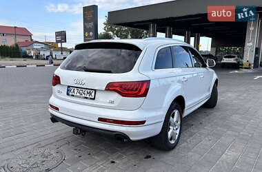 Внедорожник / Кроссовер Audi Q7 2013 в 
