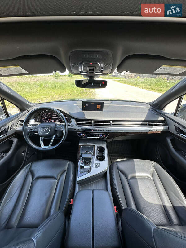 Позашляховик / Кросовер Audi Q7 2019 в Білогородці