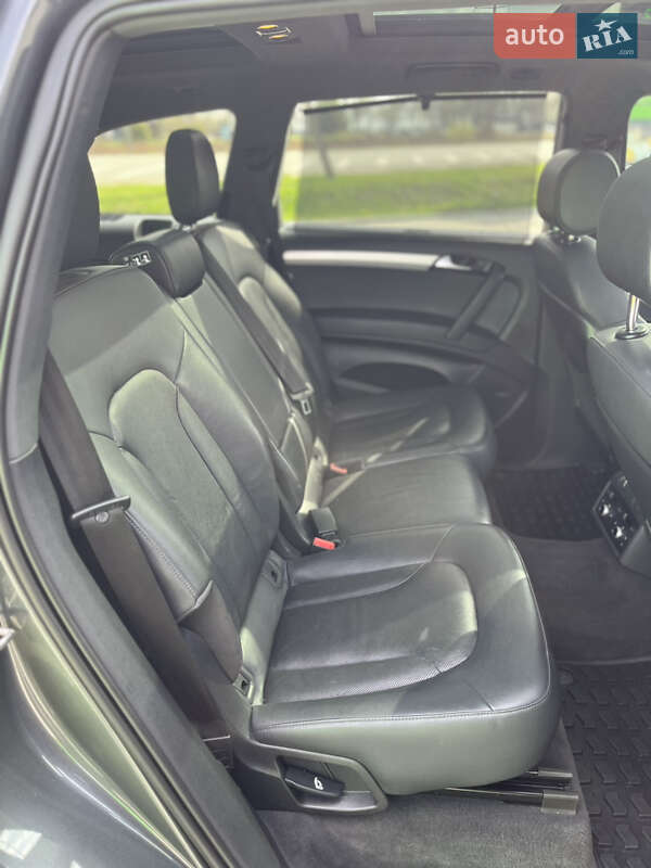 Позашляховик / Кросовер Audi Q7 2011 в Тернополі