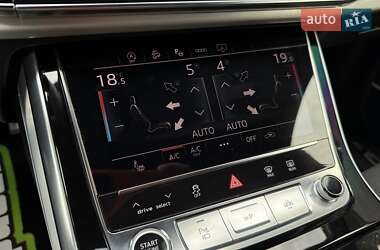 Внедорожник / Кроссовер Audi Q7 2020 в 