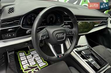 Внедорожник / Кроссовер Audi Q7 2020 в 