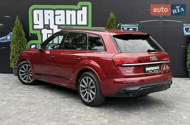 Внедорожник / Кроссовер Audi Q7 2020 в 