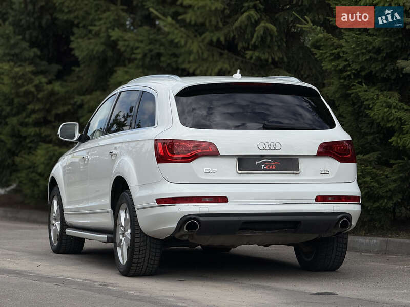 Позашляховик / Кросовер Audi Q7 2013 в Тернополі