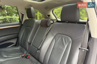 Внедорожник / Кроссовер Audi Q7 2013 в 