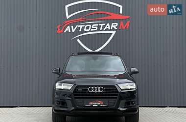 Позашляховик / Кросовер Audi Q7 2016 в 