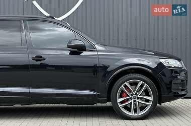 Позашляховик / Кросовер Audi Q7 2016 в 