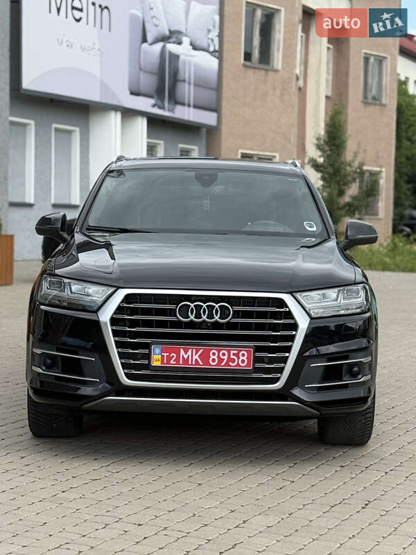 Внедорожник / Кроссовер Audi Q7 2017 в Коломые