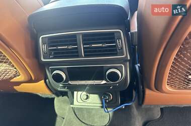 Позашляховик / Кросовер Audi Q7 2016 в 