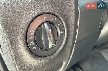 Позашляховик / Кросовер Audi Q7 2009 в 