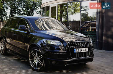 Позашляховик / Кросовер Audi Q7 2010 в Івано-Франківську