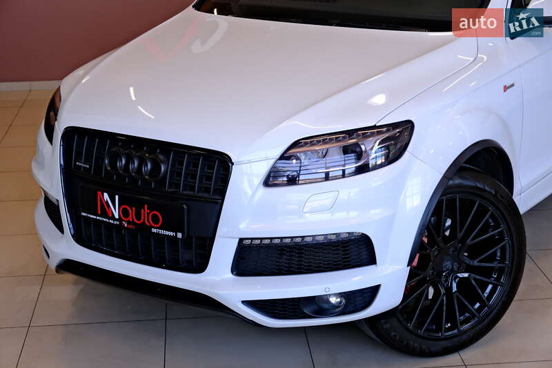 Внедорожник / Кроссовер Audi Q7 2014 в Одессе
