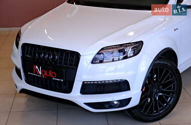 Внедорожник / Кроссовер Audi Q7 2014 в 