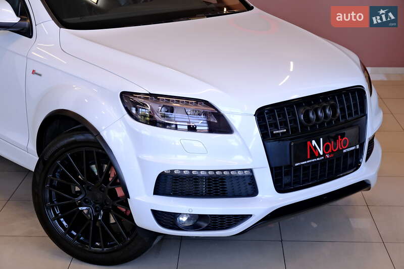 Внедорожник / Кроссовер Audi Q7 2014 в Одессе