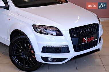 Внедорожник / Кроссовер Audi Q7 2014 в 