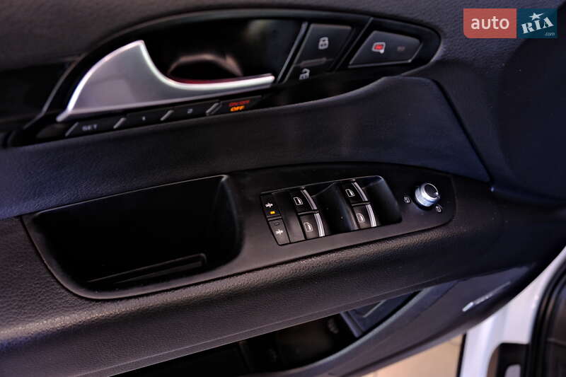Внедорожник / Кроссовер Audi Q7 2014 в Одессе