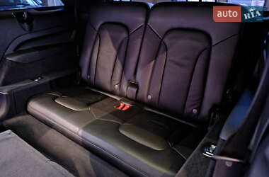 Внедорожник / Кроссовер Audi Q7 2014 в 