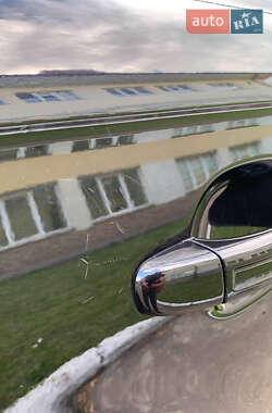 Позашляховик / Кросовер Audi Q7 2012 в 