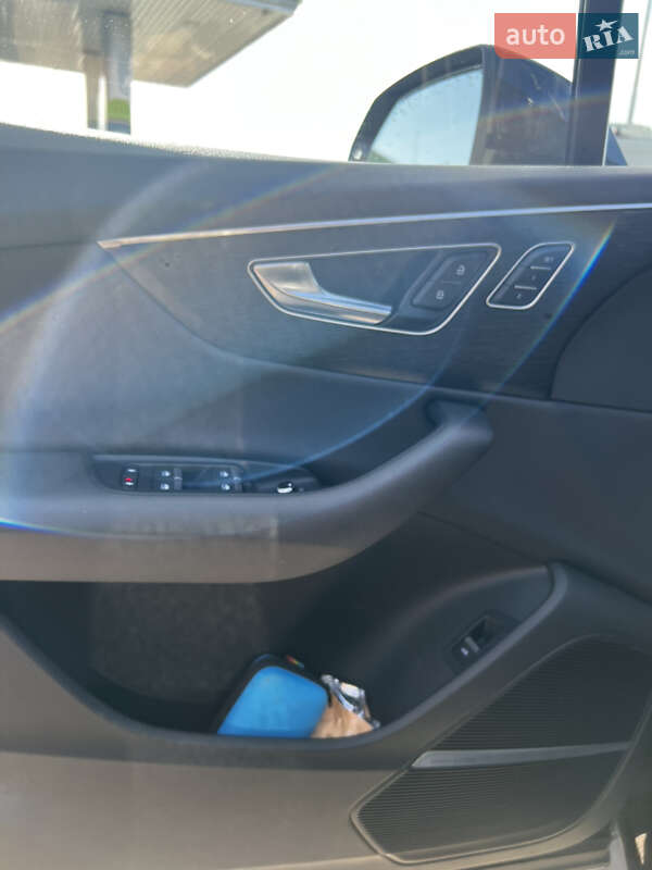 Позашляховик / Кросовер Audi Q7 2020 в Львові