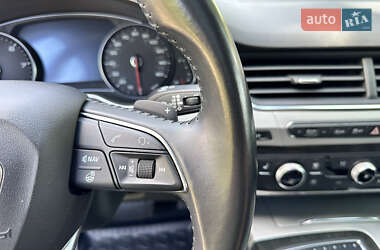 Внедорожник / Кроссовер Audi Q7 2018 в 