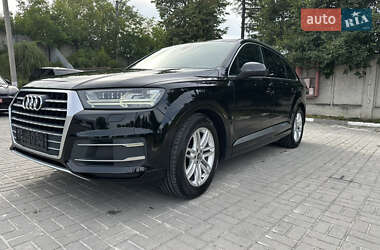 Позашляховик / Кросовер Audi Q7 2016 в 