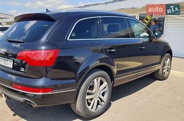 Позашляховик / Кросовер Audi Q7 2010 в 