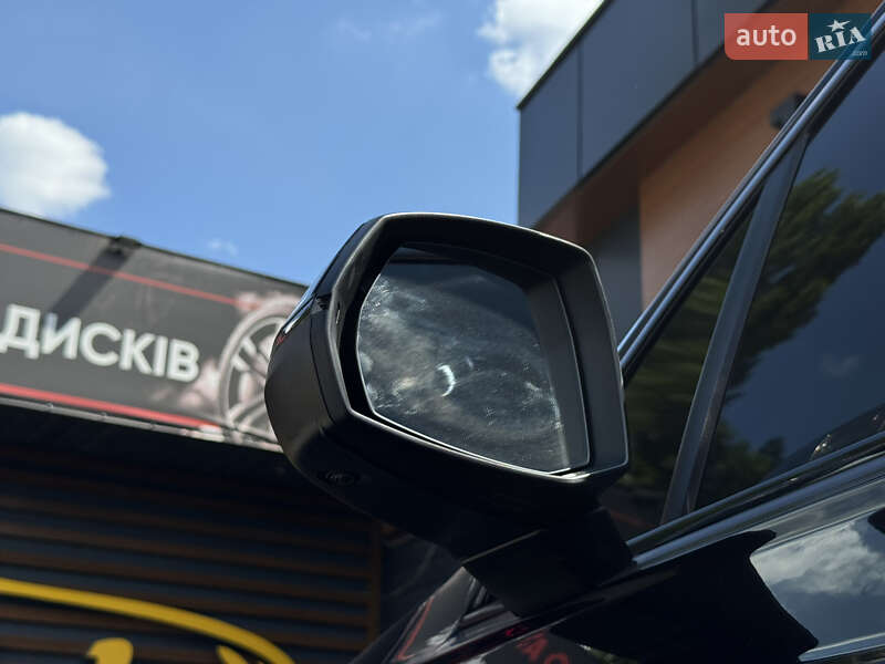 Позашляховик / Кросовер Audi Q7 2017 в Києві
