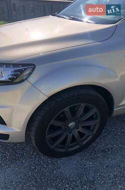 Внедорожник / Кроссовер Audi Q7 2013 в 