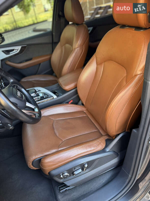 Позашляховик / Кросовер Audi Q7 2017 в Ізмаїлі