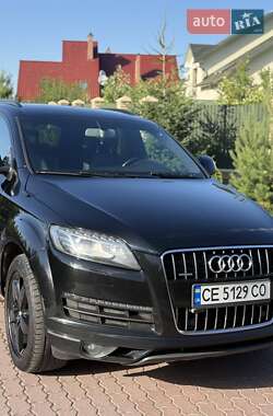 Внедорожник / Кроссовер Audi Q7 2015 в 