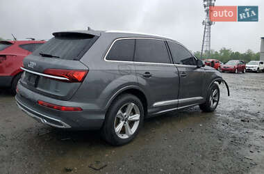 Позашляховик / Кросовер Audi Q7 2021 в 