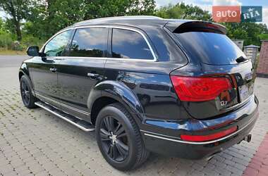Позашляховик / Кросовер Audi Q7 2010 в 